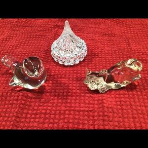 Vintage clear glass “Knick knacks” (3). Bird, cat & Hershey’s Kiss trinket jar.